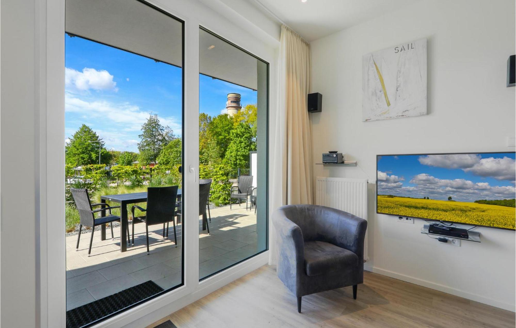 Cozy Apartment In Luebeck Travemuende With Sauna エクステリア 写真